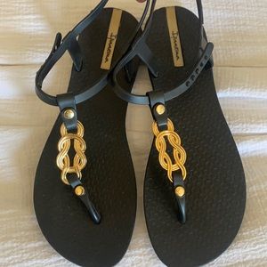 Ipanema black and gold sandals size 7